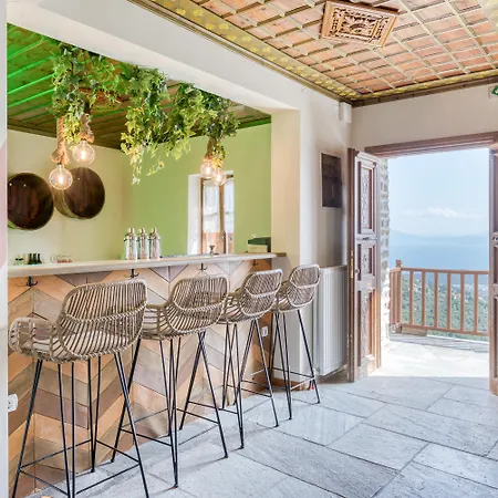 Selina Centavrus Pelion Makrinitsa